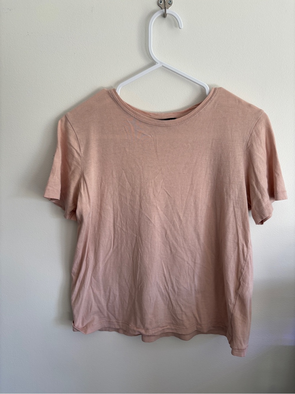 Zara Short Sleeve Crewneck Tee in Blush Pink